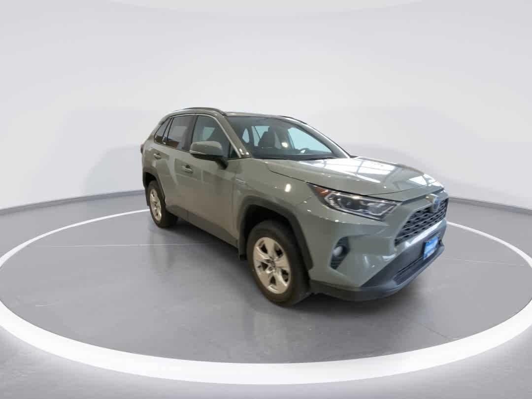 Thumbnail: 2021 Toyota RAV4 - 3