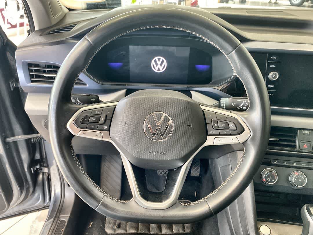 Thumbnail: 2022 Volkswagen Taos - 16