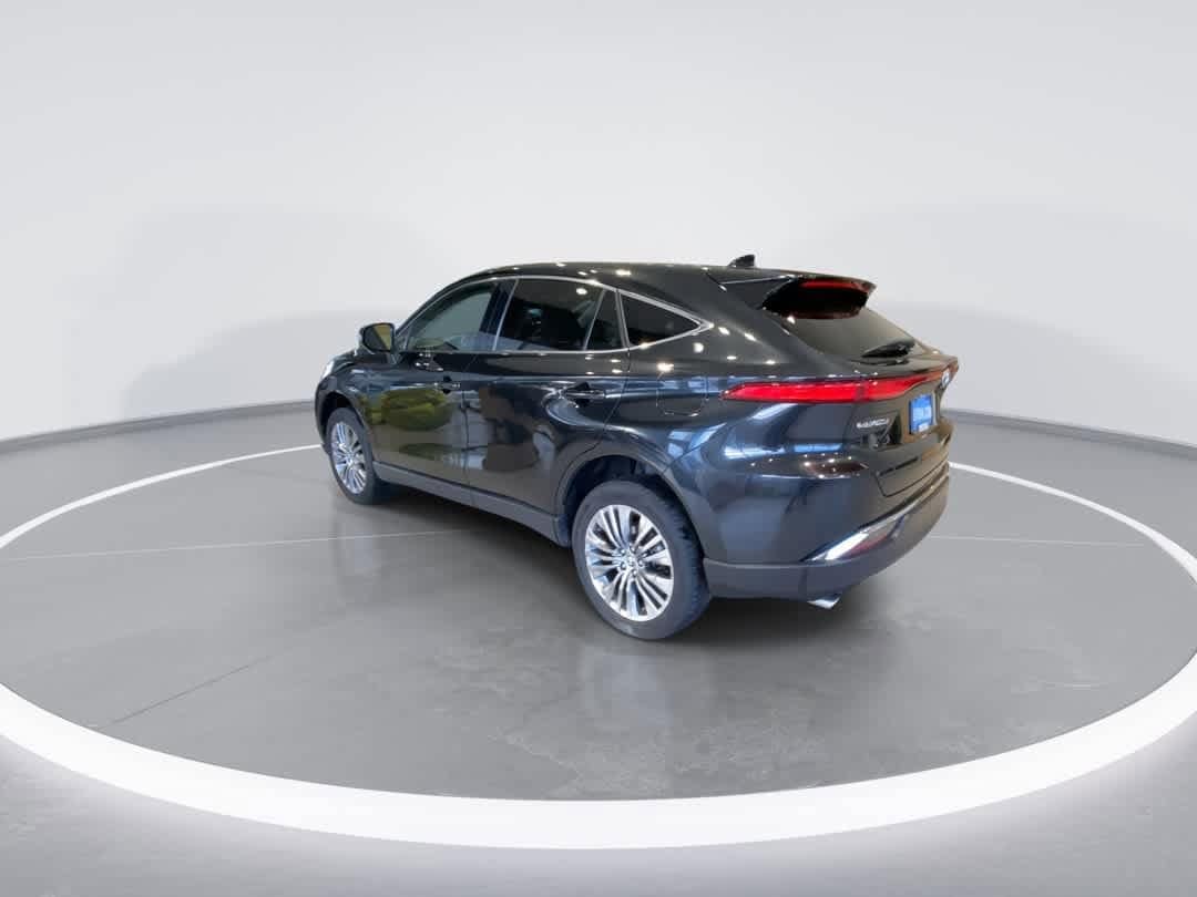 Thumbnail: 2021 Toyota Venza - 6