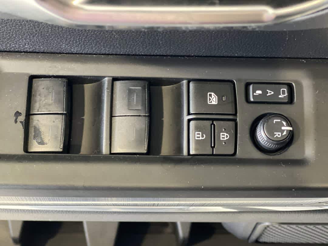 Thumbnail: 2023 Toyota Sequoia - 15