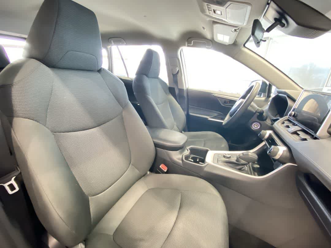 Thumbnail: 2024 Toyota RAV4 - 26