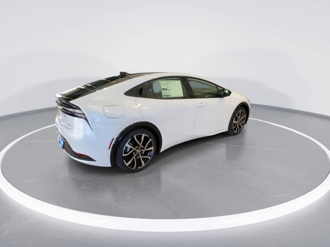 Thumbnail: 2026 Toyota Prius - 8