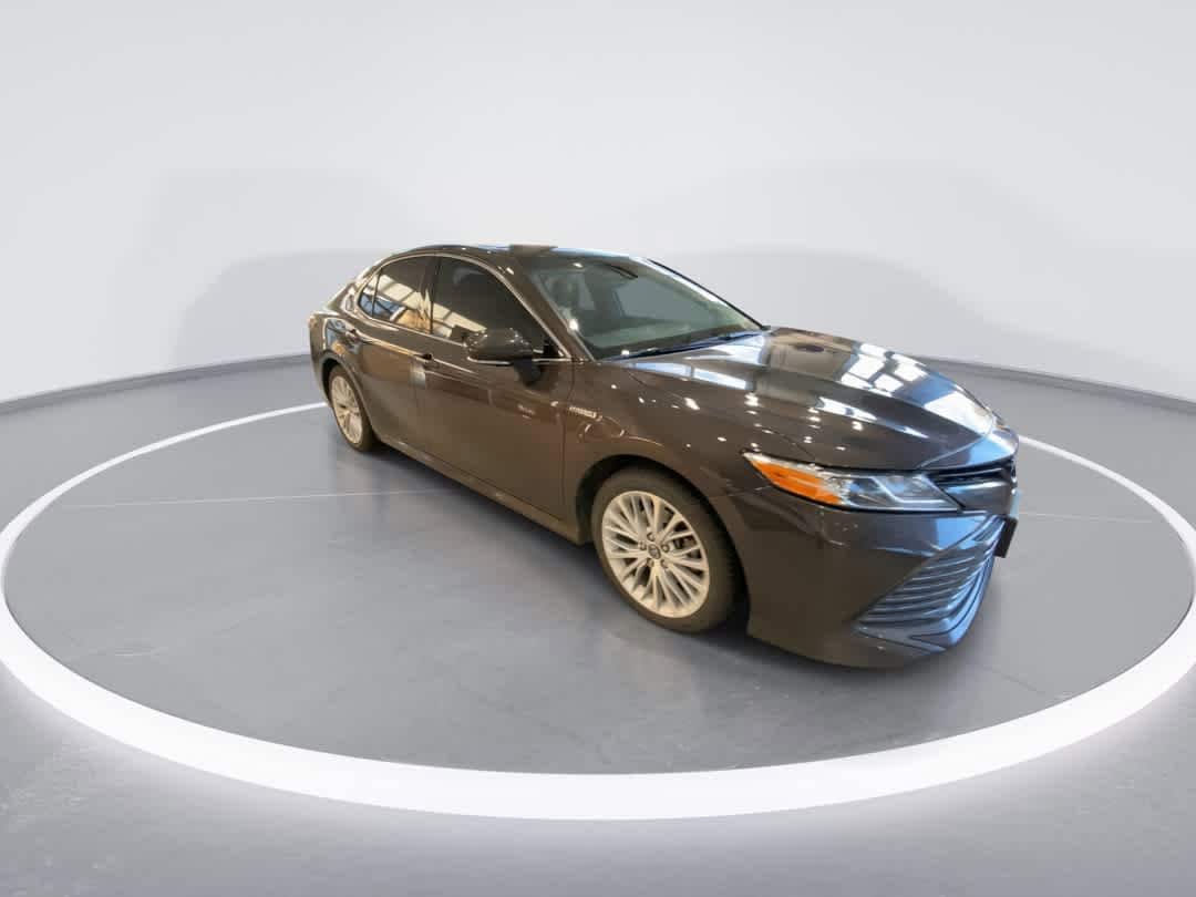 Thumbnail: 2018 Toyota Camry - 2