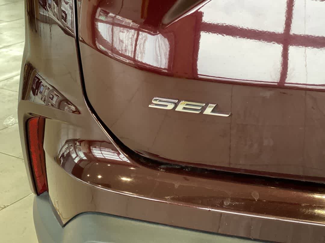 Thumbnail: 2022 Ford Edge - 11