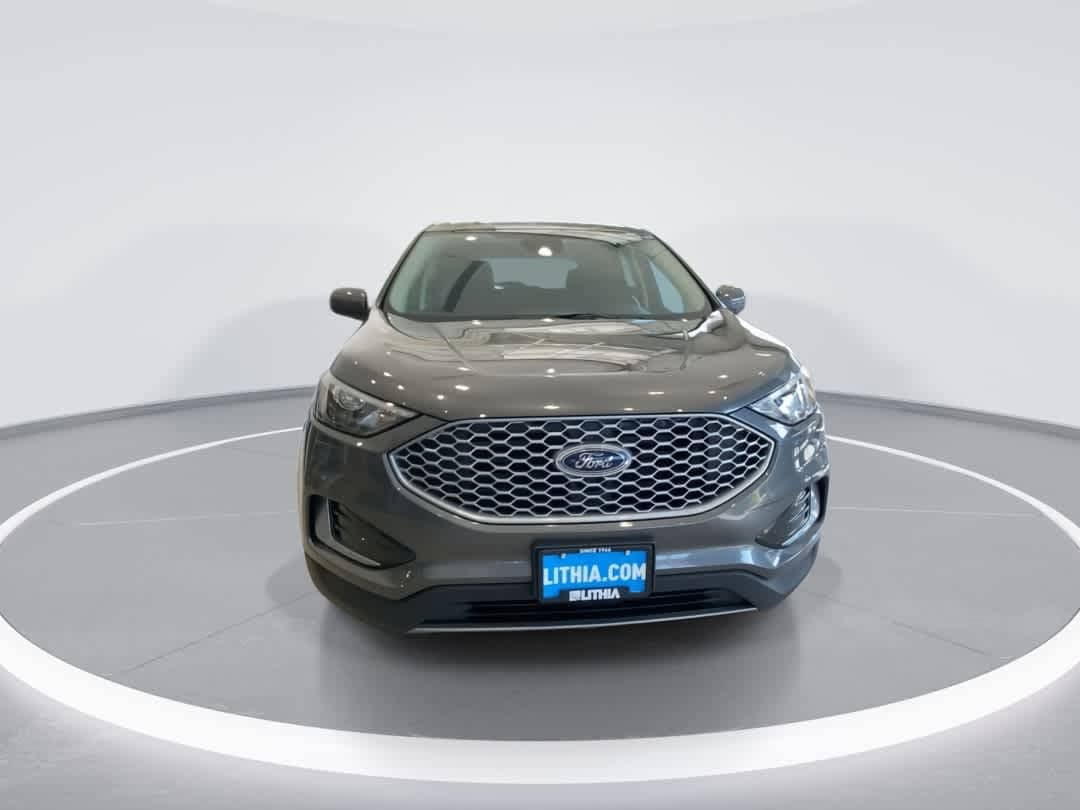 Thumbnail: 2024 Ford Edge - 3