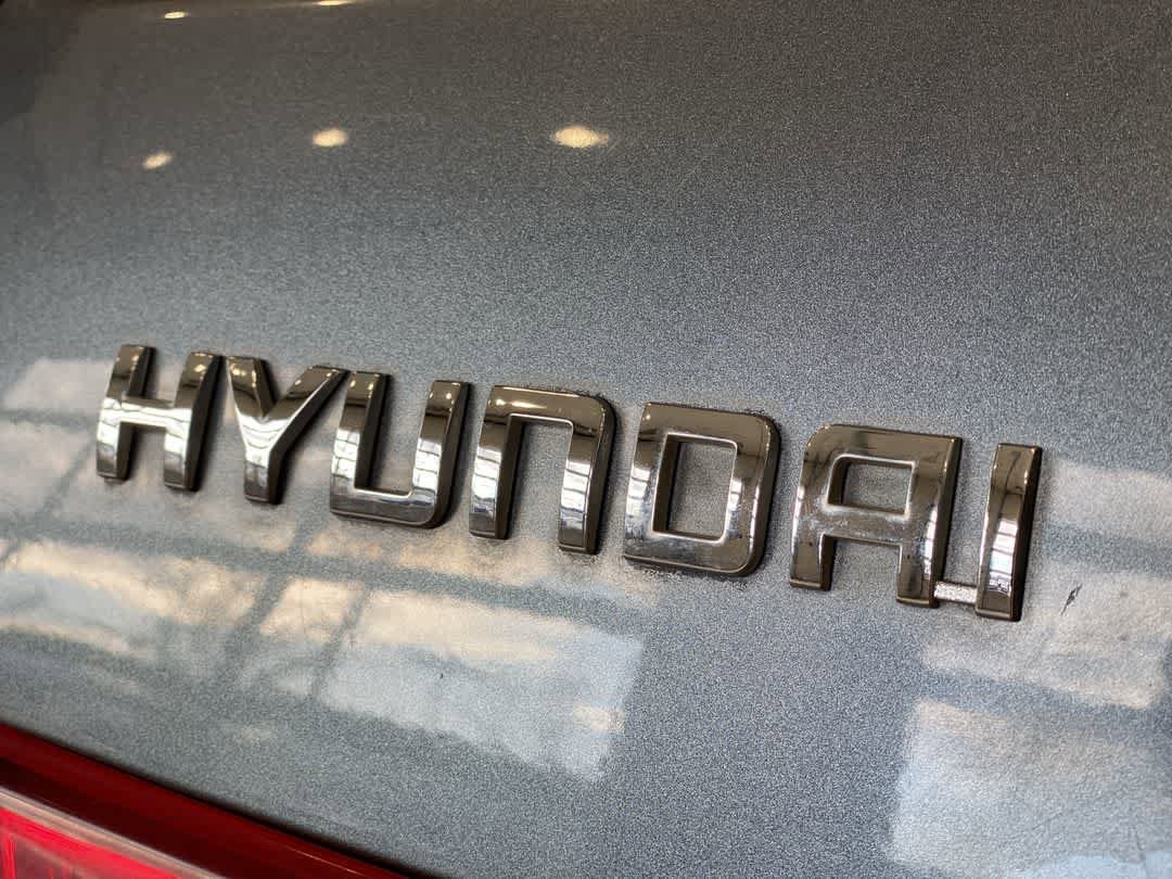 2010 Hyundai Sonata  10