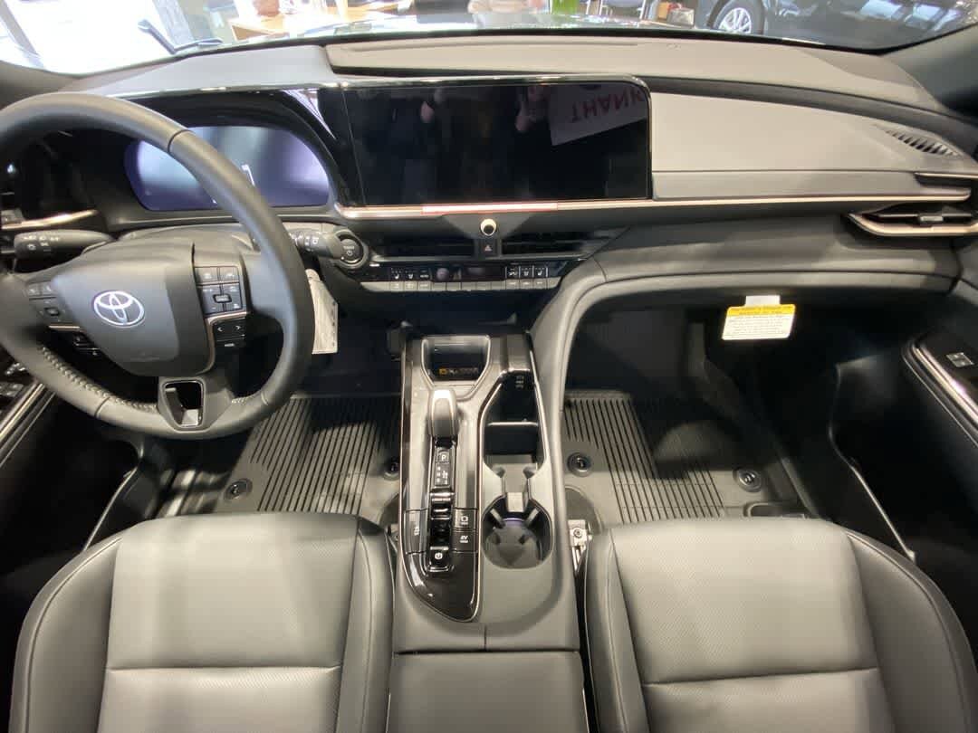 Thumbnail: 2026 Toyota Crown Signia - 22
