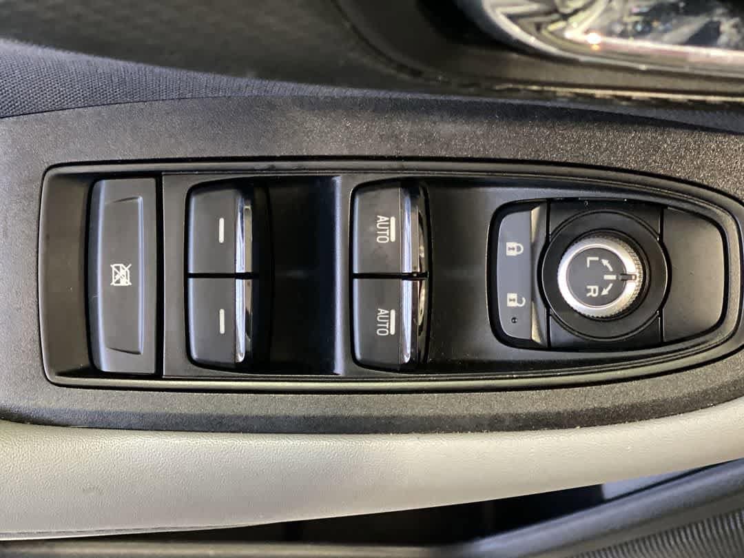 Thumbnail: 2022 Subaru Outback - 16