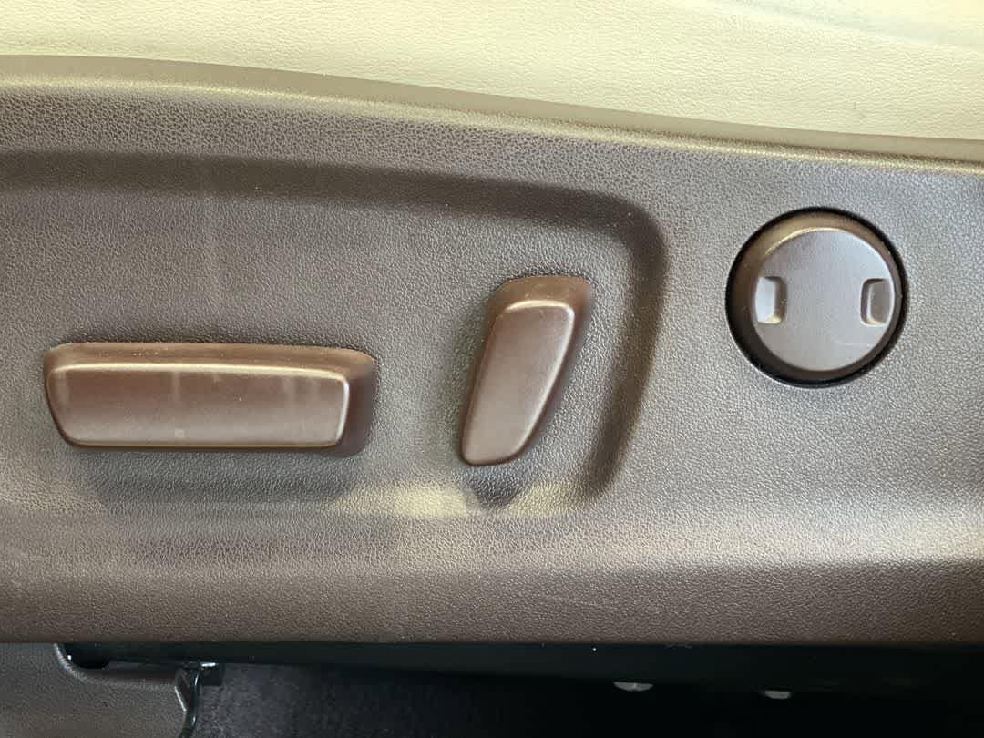 Thumbnail: 2020 Lexus RX - 14