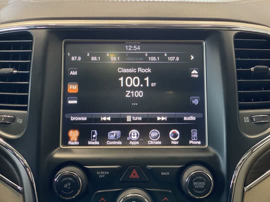 Thumbnail: 2017 Jeep Grand Cherokee - 19