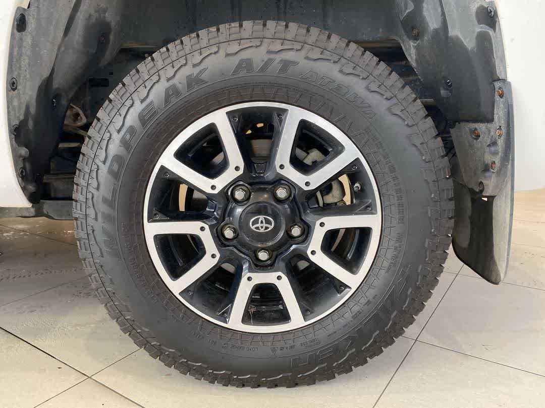 Thumbnail: 2021 Toyota Tundra - 13