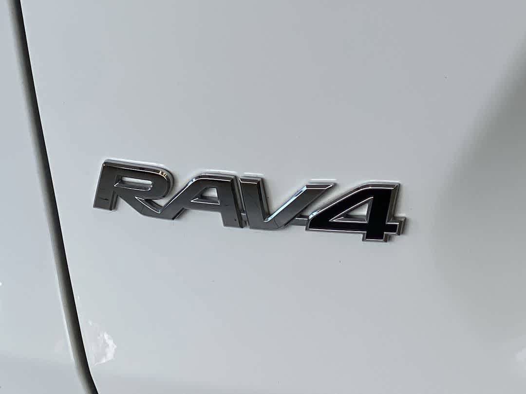 Thumbnail: 2025 Toyota RAV4 - 11