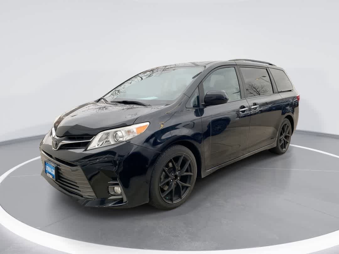 Thumbnail: 2020 Toyota Sienna - 1