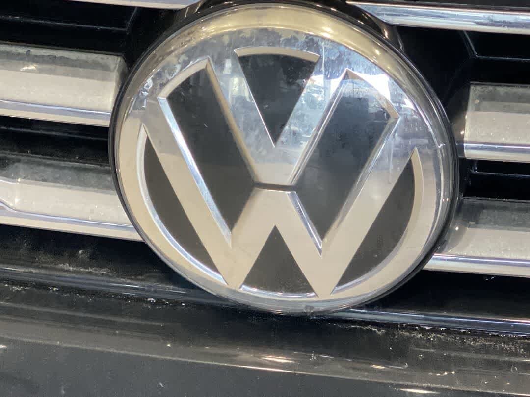 Thumbnail: 2019 Volkswagen Tiguan - 10