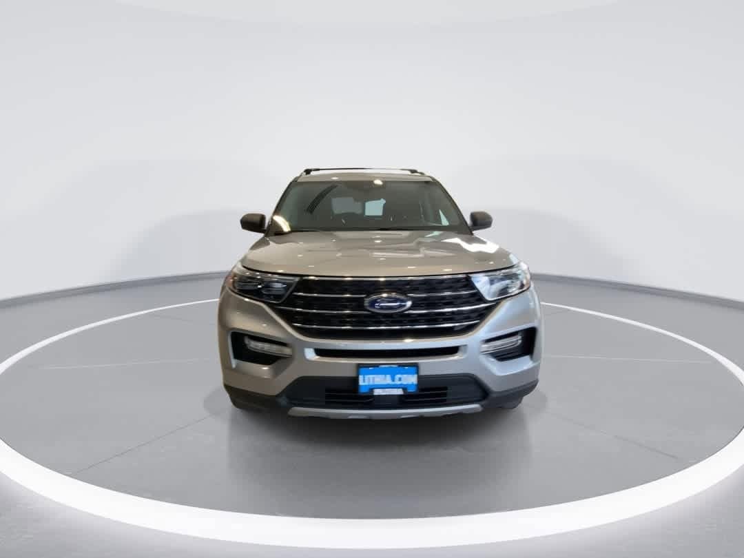 Thumbnail: 2022 Ford Explorer - 3