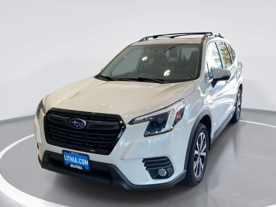 2022 Subaru Forester Limited's photo