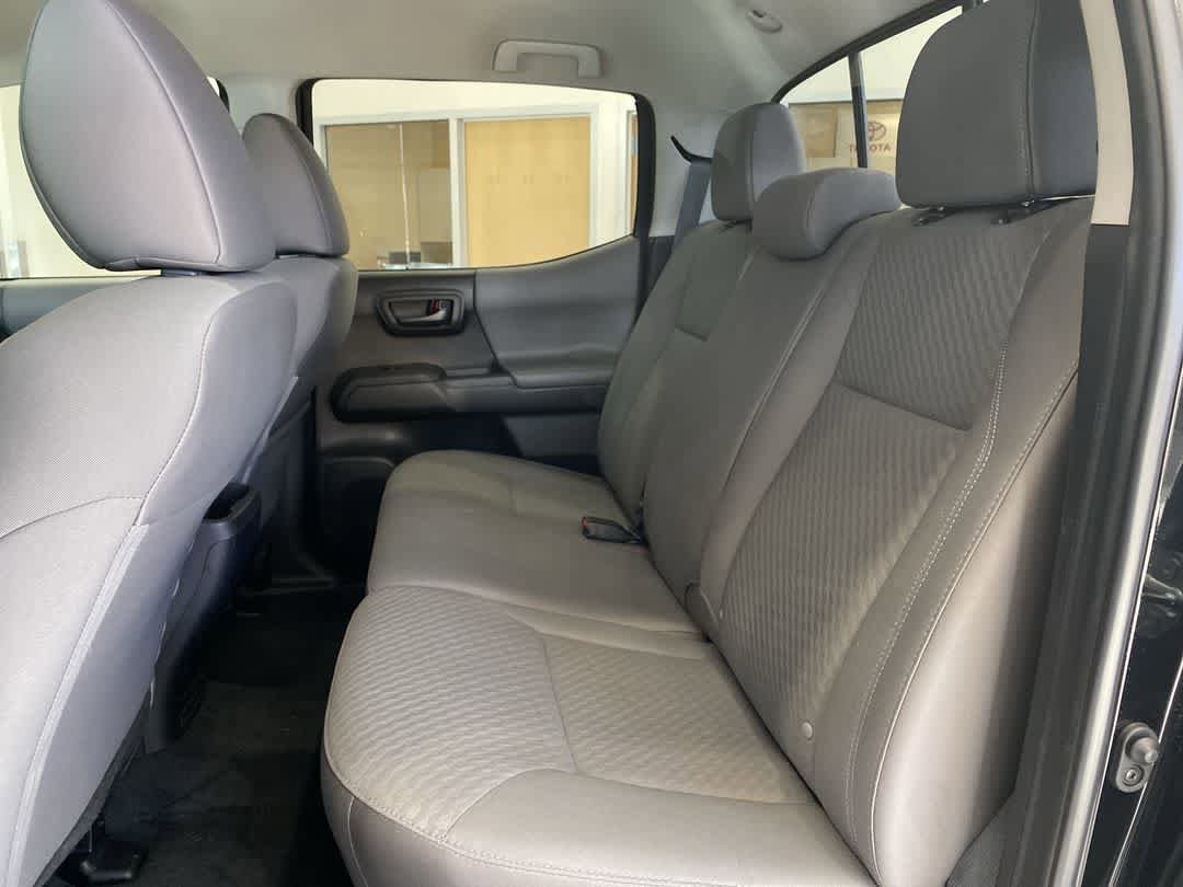 Thumbnail: 2023 Toyota Tacoma - 21