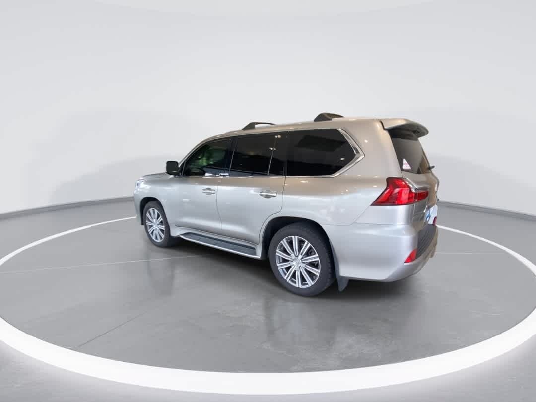 2017 Lexus LX 570 - Photo 6
