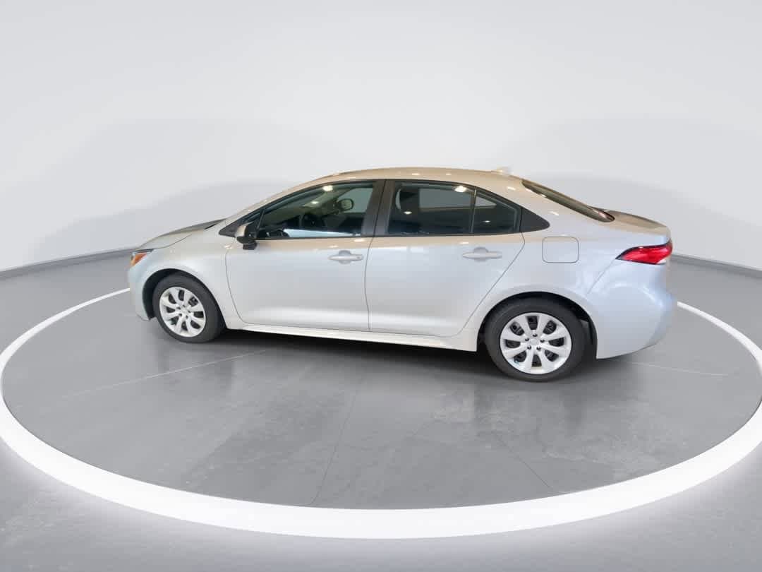 Thumbnail: 2022 Toyota Corolla - 5