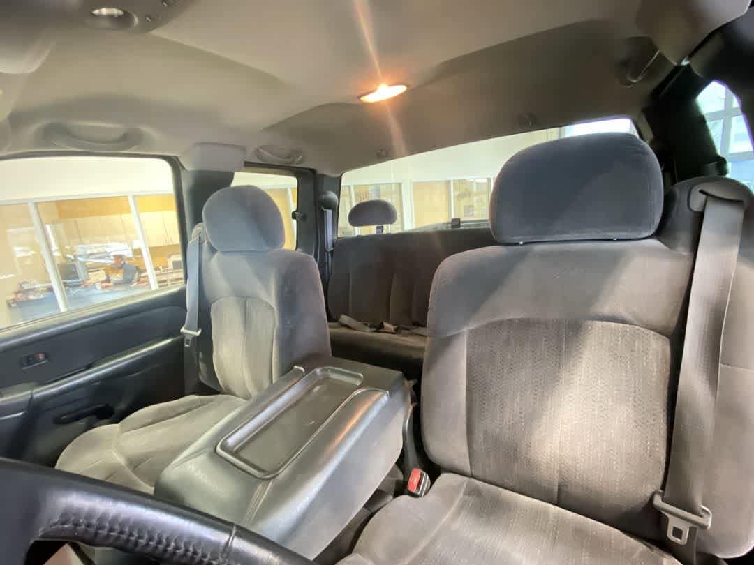 Thumbnail: 2002 Chevrolet Silverado 2500 - 14