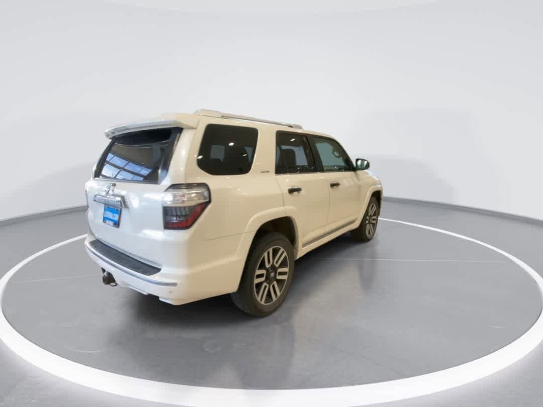 Thumbnail: 2014 Toyota 4Runner - 8