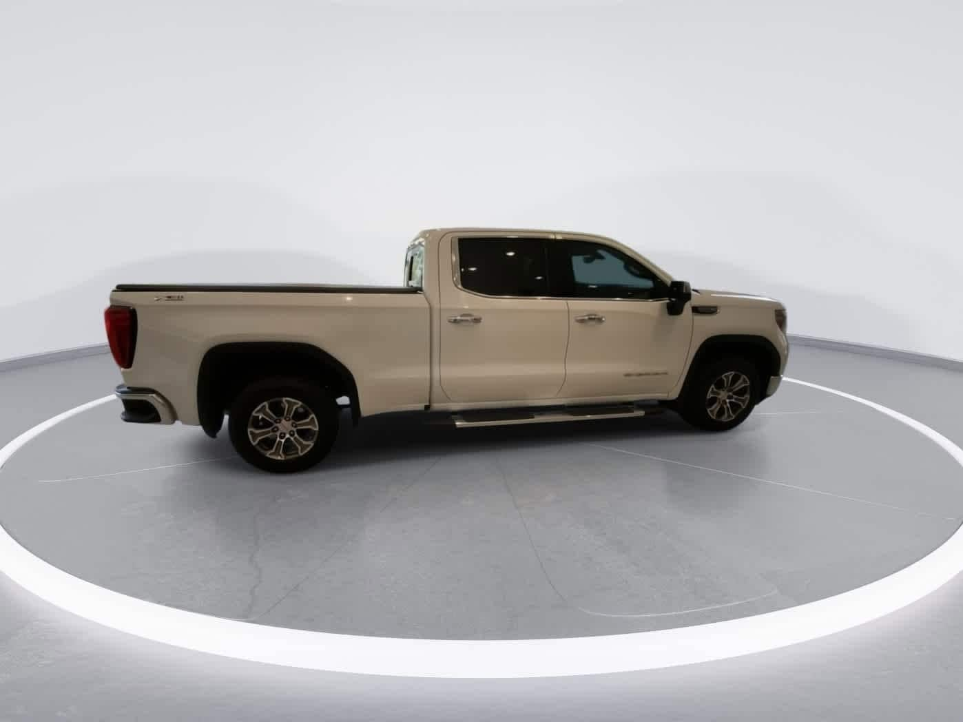 Used 2021 GMC Sierra 1500 SLT with VIN 3GTU9DEL8MG414131 for sale in Missoula, MT