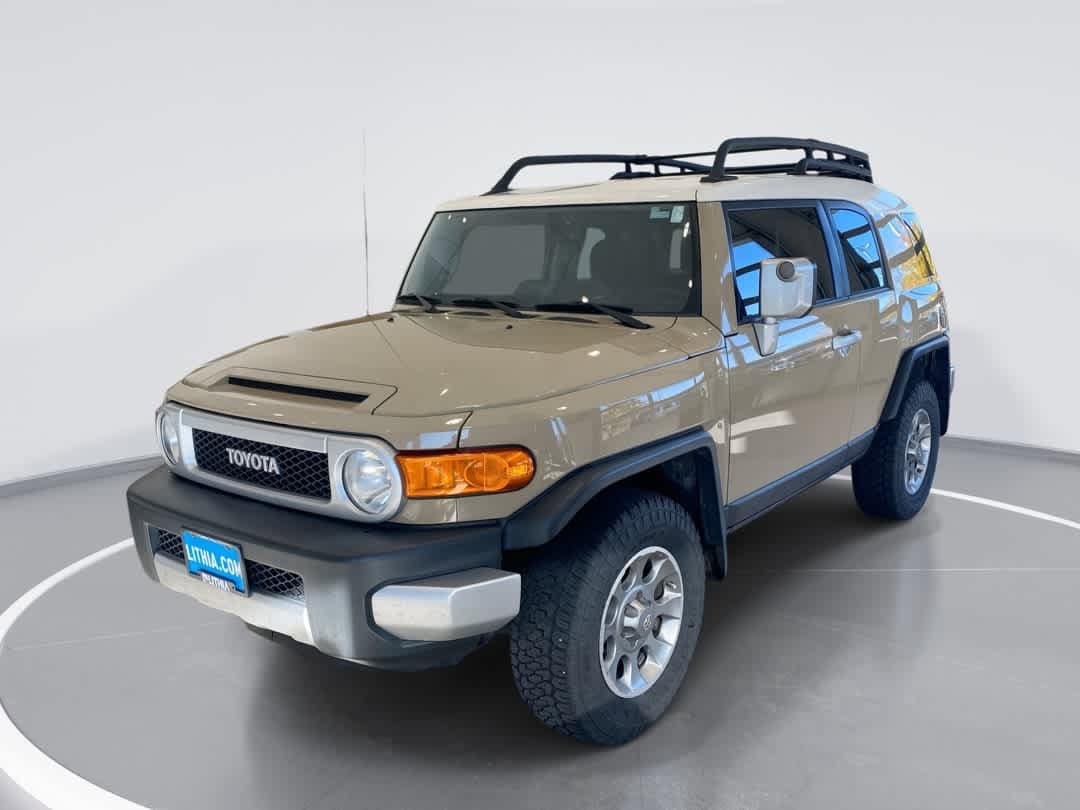 Thumbnail: 2013 Toyota FJ Cruiser - 1