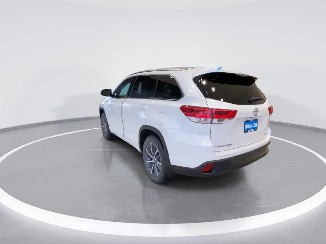 Thumbnail: 2018 Toyota Highlander - 6