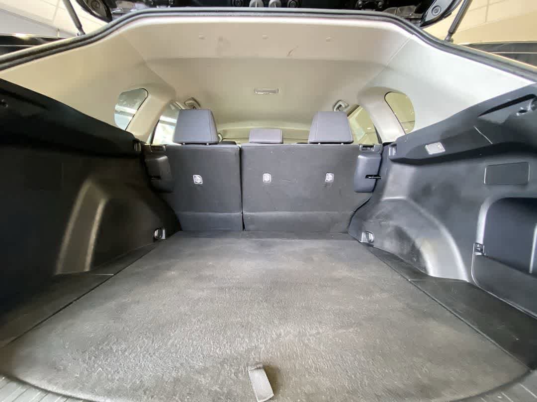 Thumbnail: 2021 Toyota RAV4 - 25