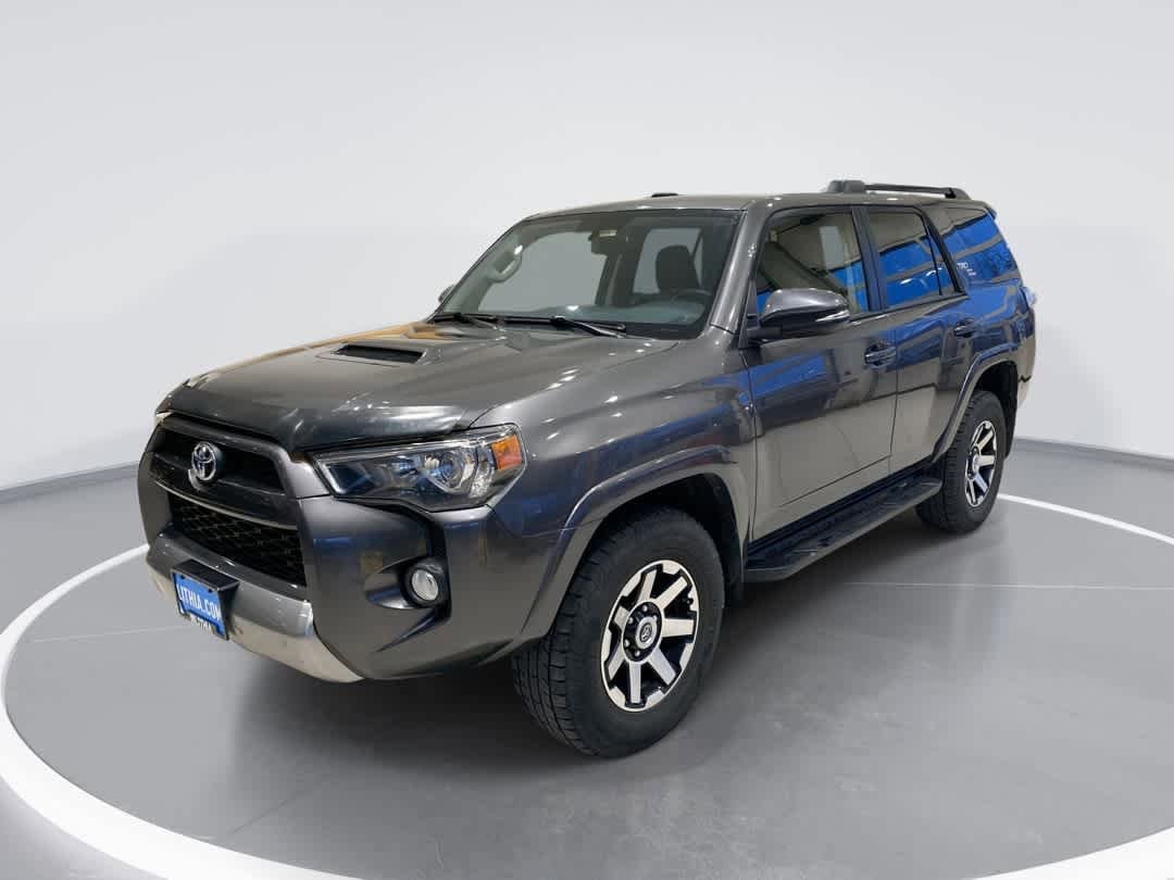 2019 Toyota 4Runner TRD Off-Road Premium's photo