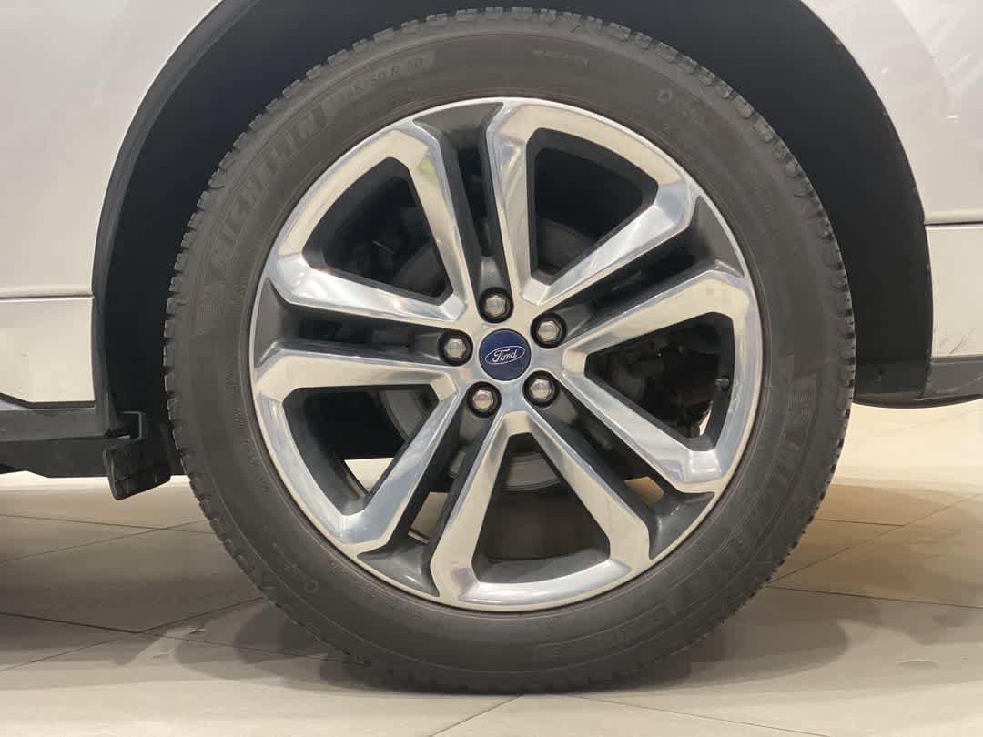 Thumbnail: 2017 Ford Edge - 12
