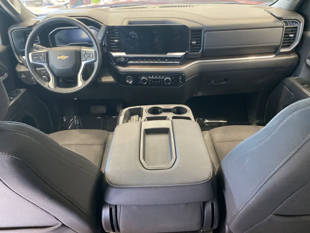 Thumbnail: 2023 Chevrolet Silverado 1500 - 22