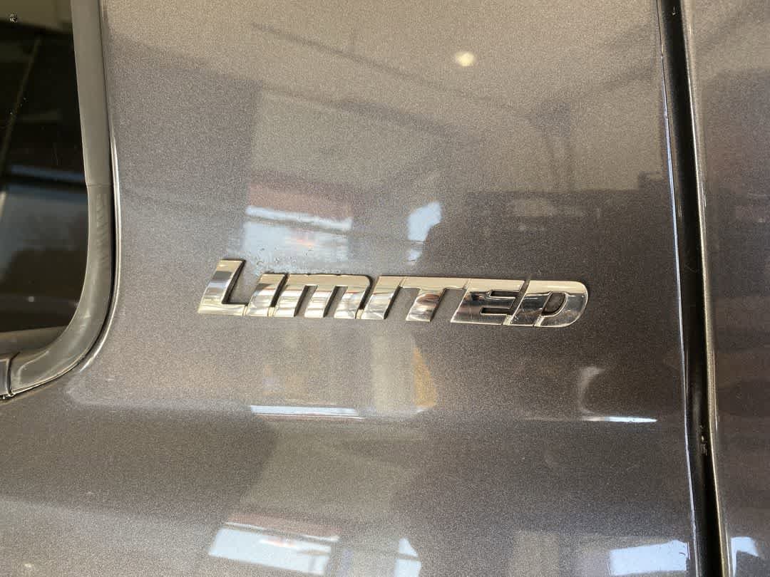 Thumbnail: 2017 Toyota Tundra - 12