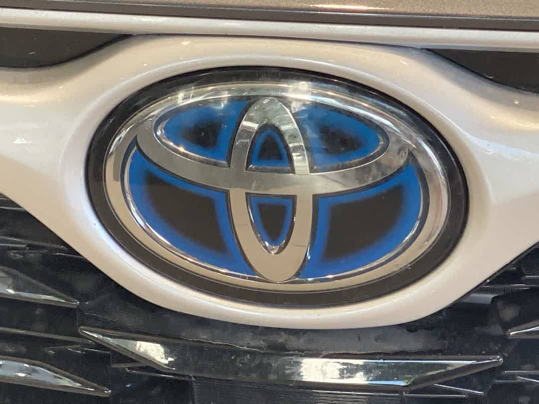 Thumbnail: 2023 Toyota Highlander - 10
