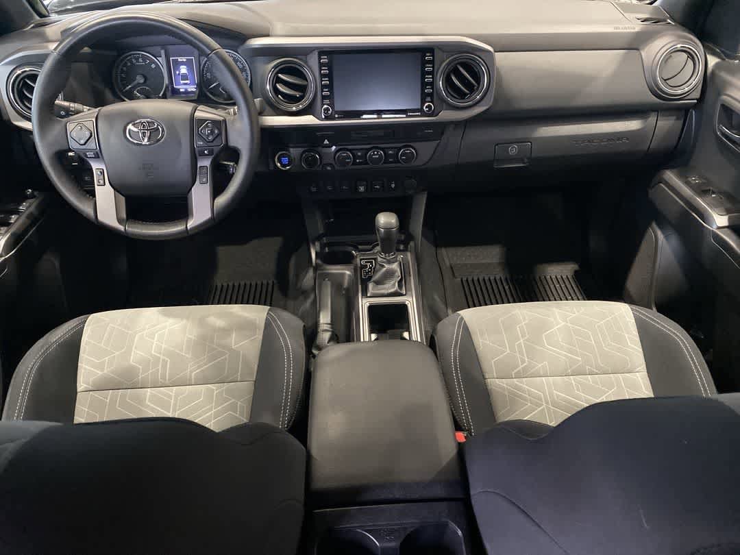 Thumbnail: 2023 Toyota Tacoma - 20