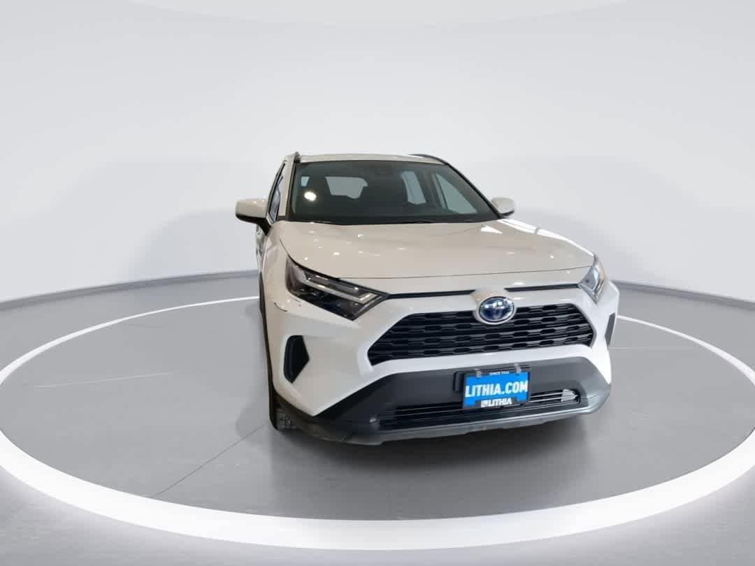 Thumbnail: 2024 Toyota RAV4 - 3