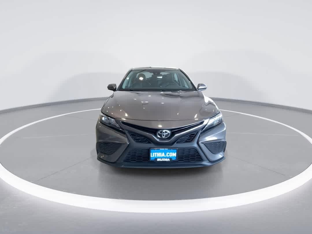Thumbnail: 2021 Toyota Camry - 3
