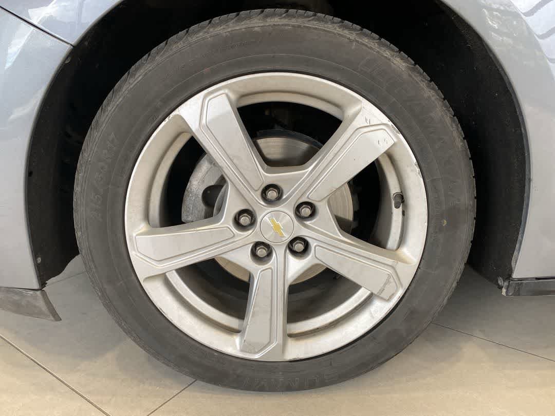 2018 Chevrolet Volt LT 12