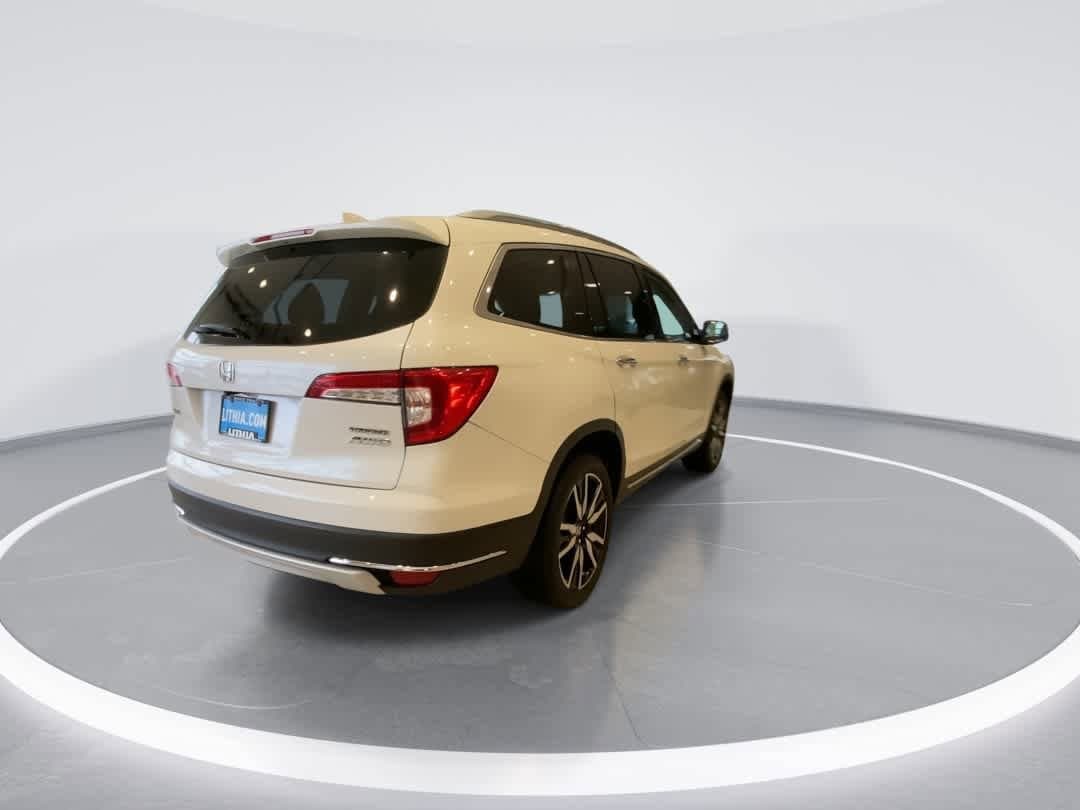 Thumbnail: 2019 Honda Pilot - 8