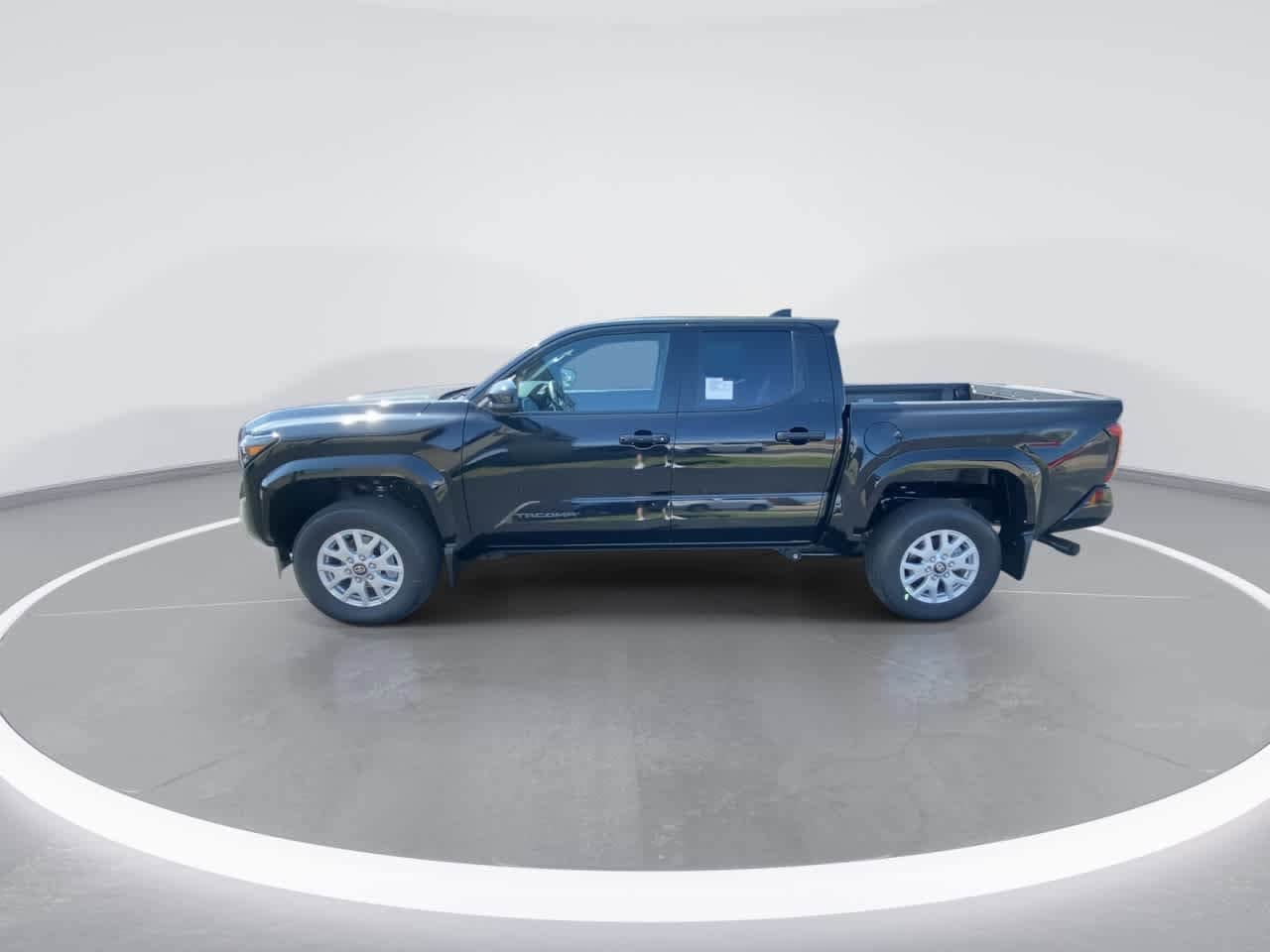 Thumbnail: 2025 Toyota Tacoma - 5