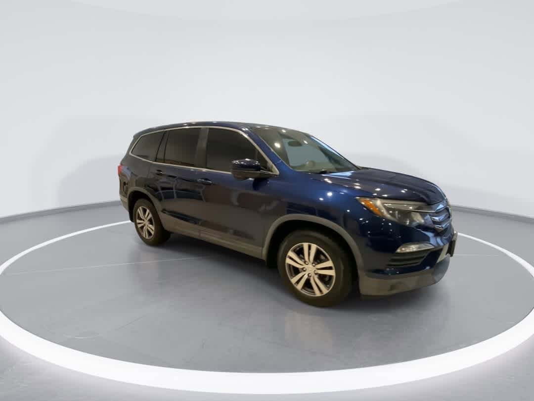 Thumbnail: 2016 Honda Pilot - 2