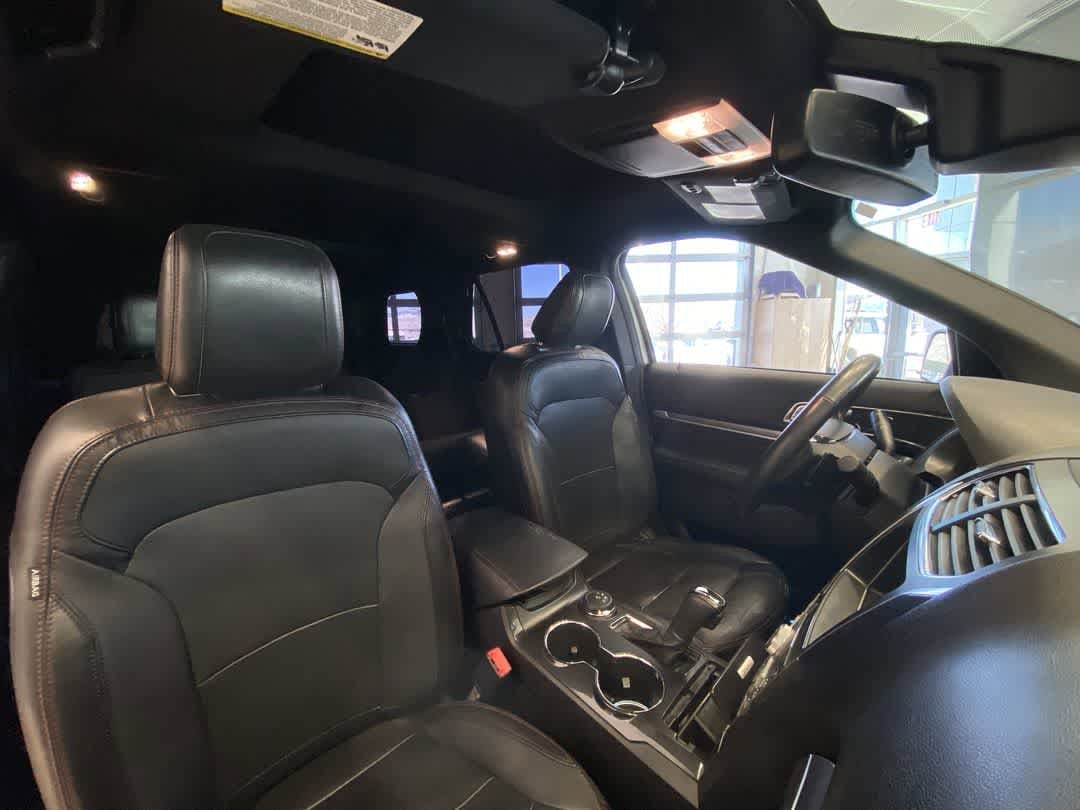 Thumbnail: 2018 Ford Explorer - 28