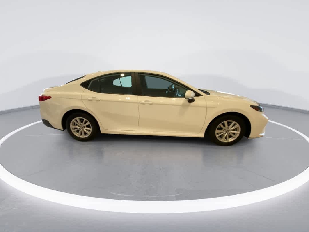 Thumbnail: 2025 Toyota Camry - 9