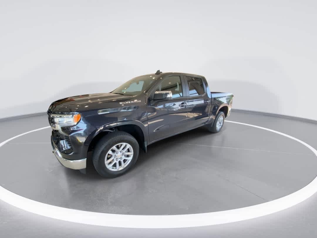 Thumbnail: 2022 Chevrolet Silverado 1500 - 4
