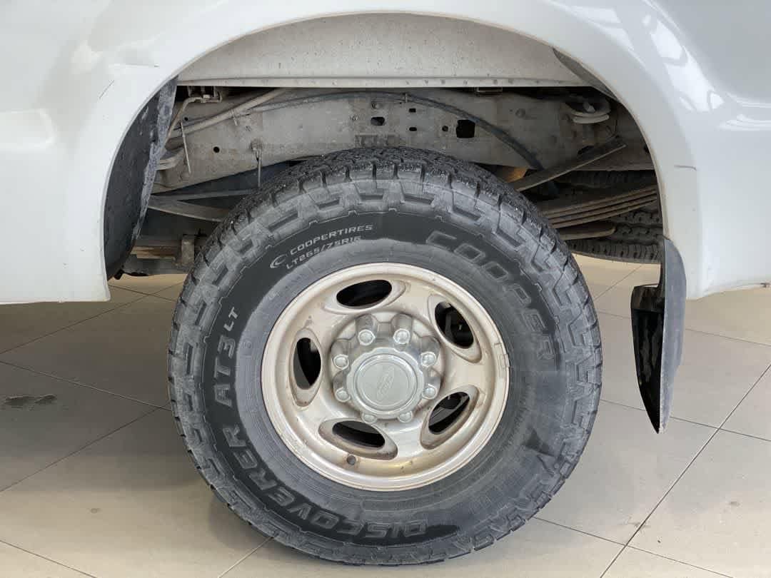 Thumbnail: 2003 Ford F-250 - 13