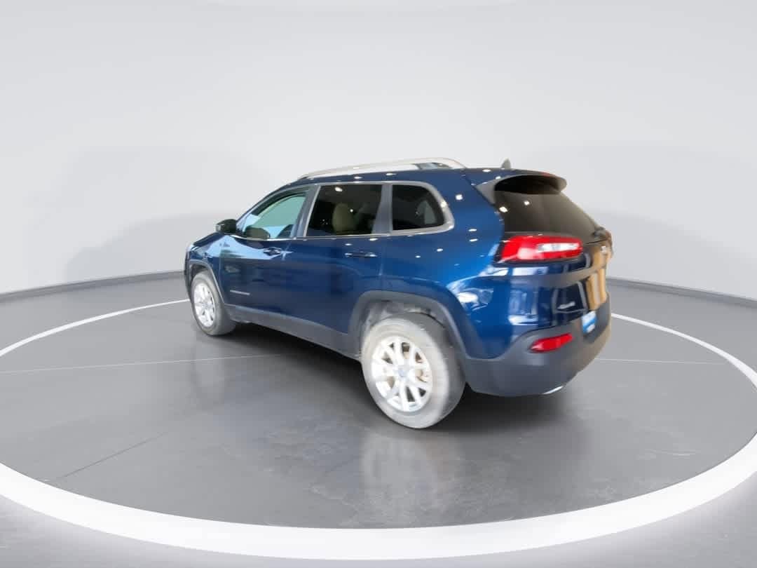 Thumbnail: 2018 Jeep Cherokee - 6