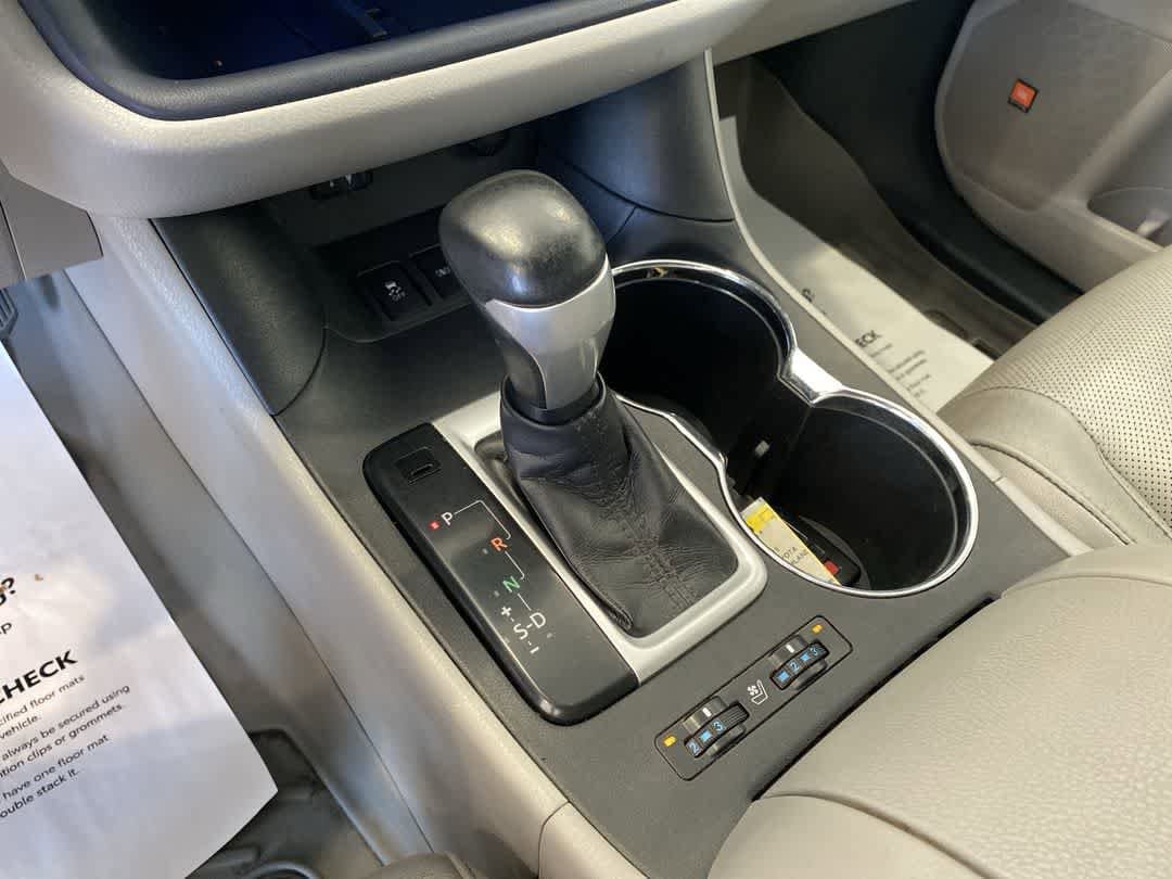 Thumbnail: 2015 Toyota Highlander - 22