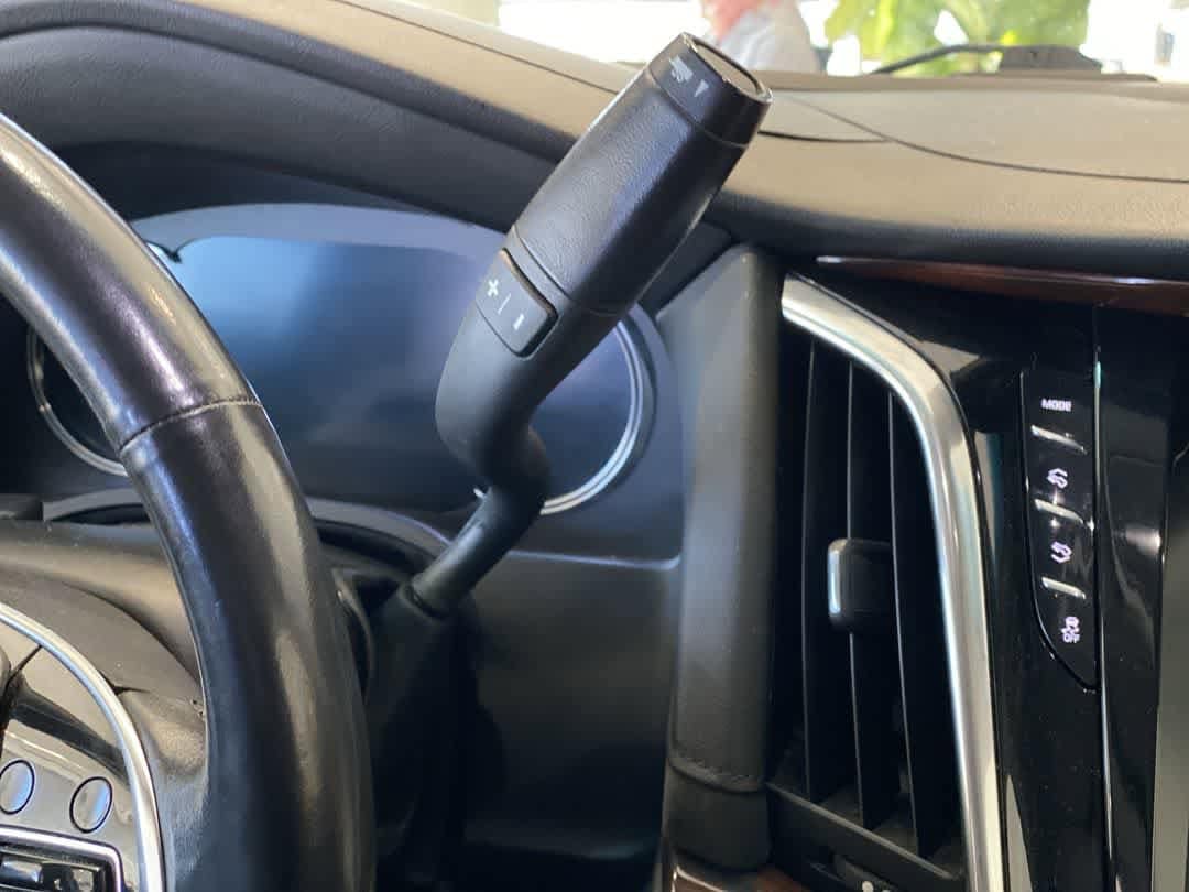 Thumbnail: 2017 Cadillac Escalade - 22