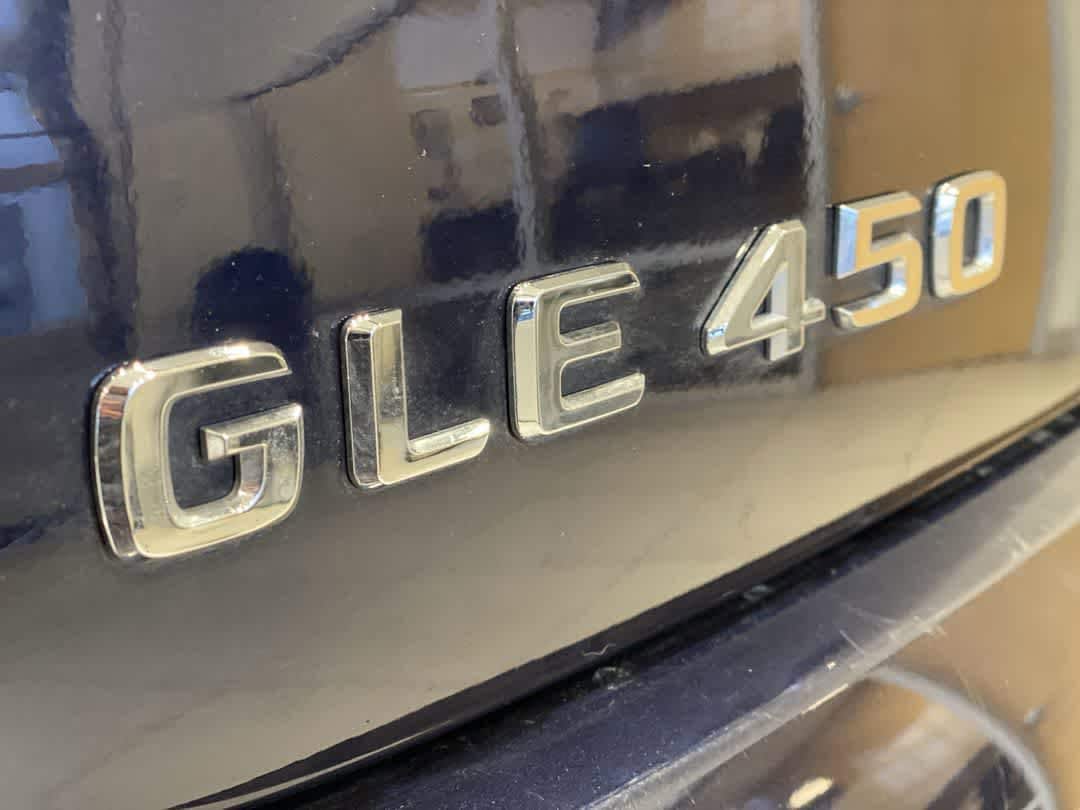 Thumbnail: 2016 Mercedes-Benz GLE - 10