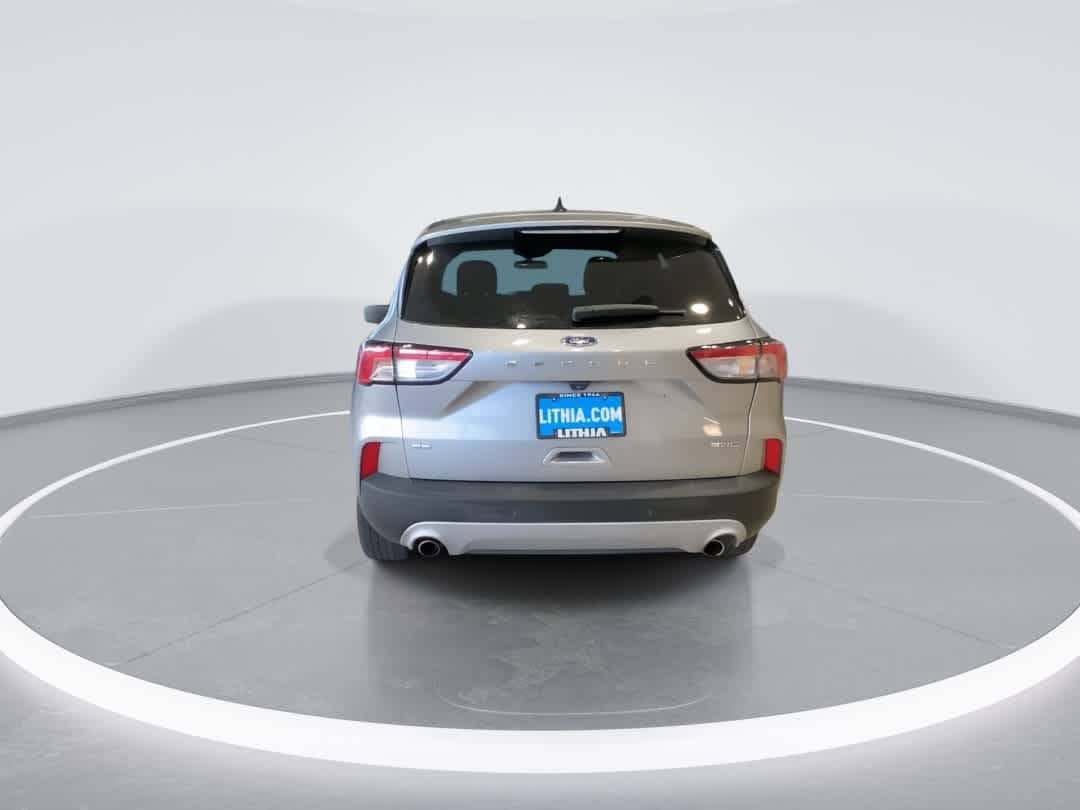 Thumbnail: 2021 Ford Escape - 7